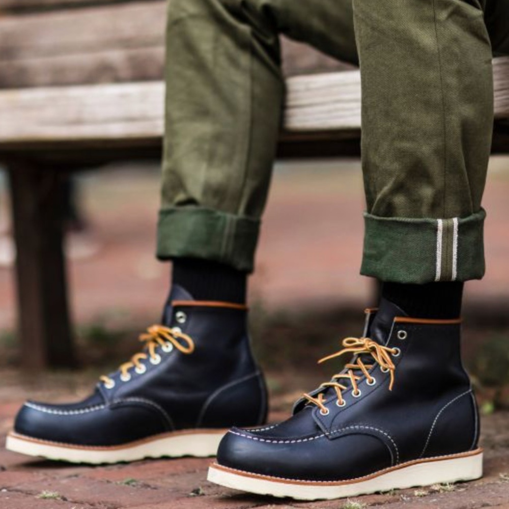 *RARE COLOR* Red Wing Shoes 6" Moc Toe Boot 8859